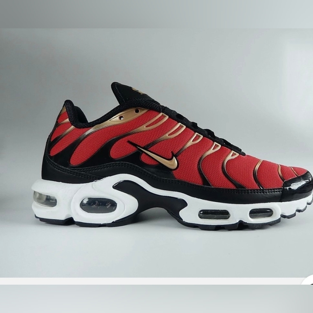 Nike Red and Black Air Max Sneakers
